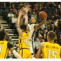 Billy White of the Halifax Hurricanes vs. the London Lightning in Game 6