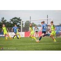 Sky Blue FC takes aim at the Seattle Reign FC goal