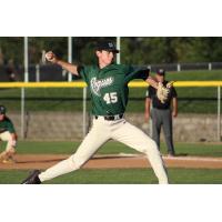 Medford Rogues pitcher Tony Barrios