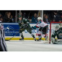 Kelowna Rockets center Mark Liwiski vs. the Everett Silvertips