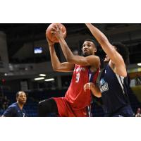 Cape Breton Highlanders guard/forward Jamal Reynolds eyes the hoop against the Halifax Hurricanes