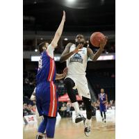 Halifax Hurricanes guard Terry Thomas vs. the Cape Breton Highlanders