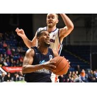 Halifax Hurricanes guard Cliff Clinkscales against the Cape Breton Highlanders