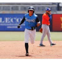 David Metzgar rounds the bases for the Tampa Tarpons