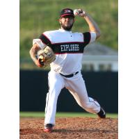 Sioux City Explorers pitcher Jose Velez, Jr.