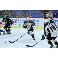 Vancouver Giants forward Justin Sourdif