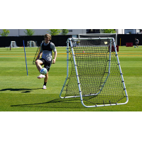 Florian Jungwirth of the San Jose Earthquakes in training