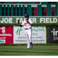 Jordan Barth of the St. Cloud Rox on base