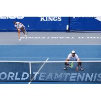 Marcelo Arevalo (front) and Bernarda Pera of the Washington Kastles