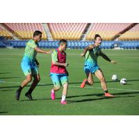 Raul Mendiola in training with Las Vegas Lights FC