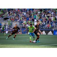 Seattle Sounders FC battles Houston Dynamo FC