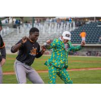 Missoula PaddleHeads have fun on the field