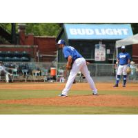 Evansville Otters pitcher Joe Riley