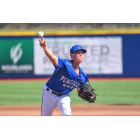 Pensacola Blue Wahoos pitcher Cody Mincey