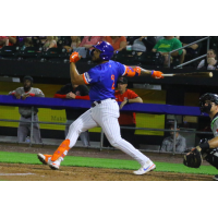 Syracuse Mets' Dominic Smith at bat