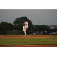 Fond du Lac Dock Spiders' Mason Weckler on the mound