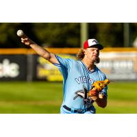 Victoria HarbourCats' Jack Seward in action