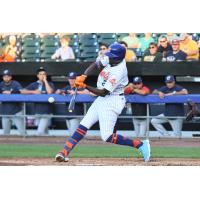 Syracuse Mets' Ronny Mauricio at bat