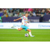 San Diego Wave FC midfielder Emily van Egmond