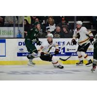 Vancouver Giants' Tyson Zimmer and Mazden Leslie and Everett Silvertips' Ben Hemmerling in action