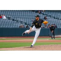 Salt Lake Bees Pitcher Andrew Wantz