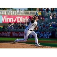 Pensacola Blue Wahoos' Evan Fitterer in action