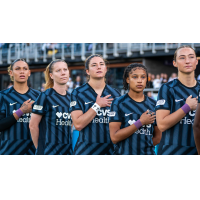 Washington Spirit during the National Anthem