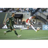 San Jose Earthquakes battle the Portland Timbers