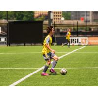 Pittsburgh Riverhounds SC midfielder Pablo Linzoain