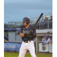 Fond du Lac Dock Spiders' Caden Shapiro at bat