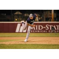 Wausau Woodchucks pitcher Tyler Smith