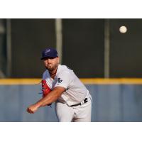 Pensacola Blue Wahoos' Jonathan Bermúdez in action