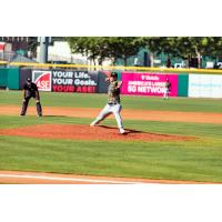 Biloxi Shuckers pitcher Logan Henderson