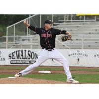 Sioux City Explorers' Jd Scholten in action