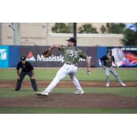 Biloxi Shuckers' Shane Smith on the mound