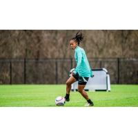 Racing Louisville FC midfielder Linda Motlhalo