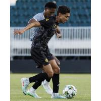 Pittsburgh Riverhounds' Jorge Garcia in action