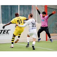 Frank Tayou of the Milwaukee Wave vs. the Texas Outlaws