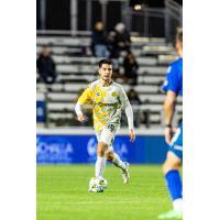 Pittsburgh Riverhounds SC defender Beto Ydrach