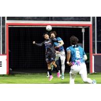 St. Louis Ambush fight for position against the Dallas Sidekicks