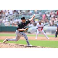 Pensacola Blue Wahoos pitcher Robby Snelling
