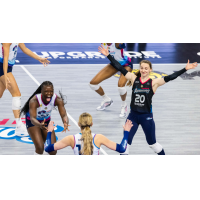 Omaha Supernovas and libero Allison Whitten celebrate